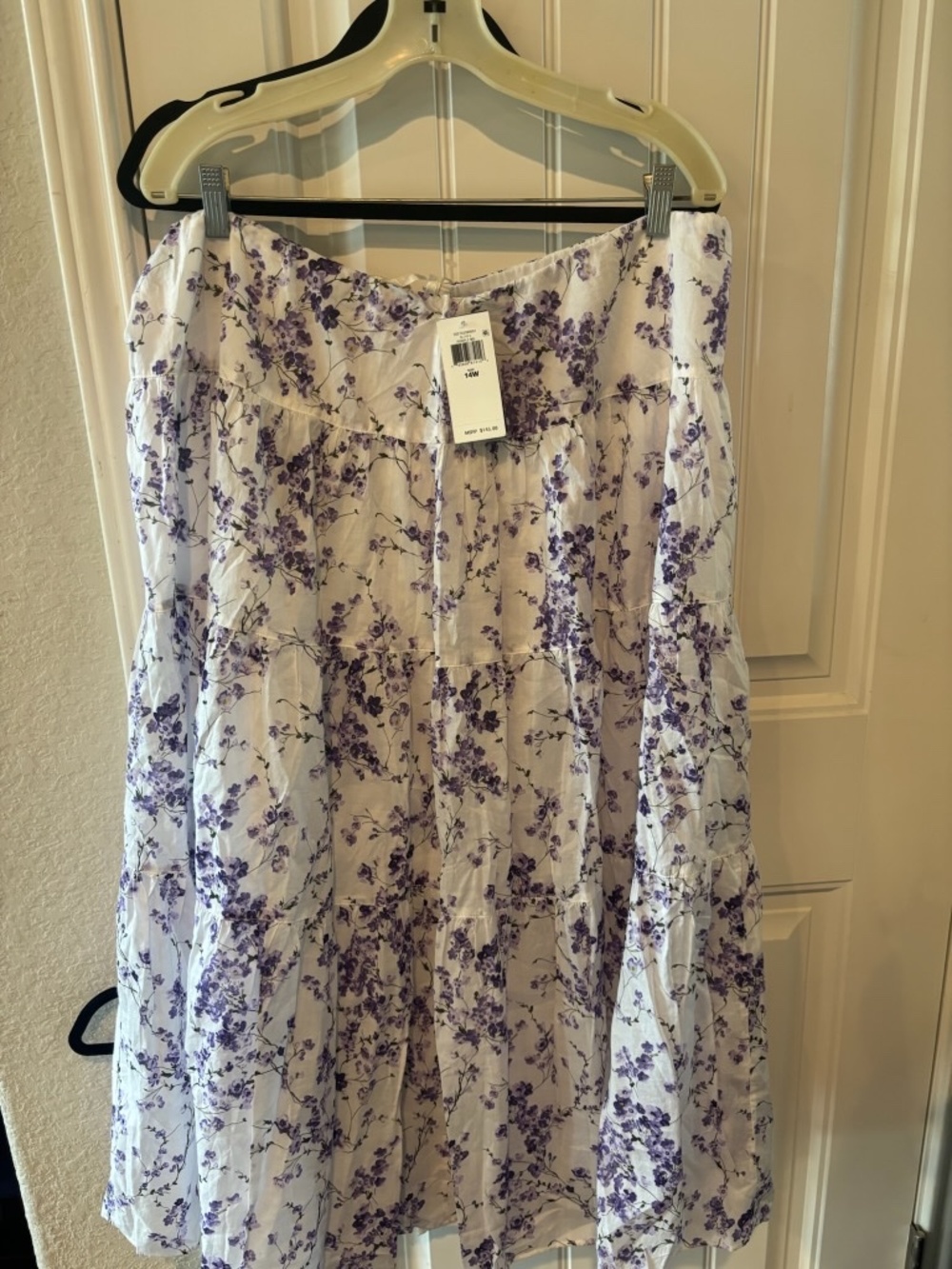 Very pretty full maxi skirt